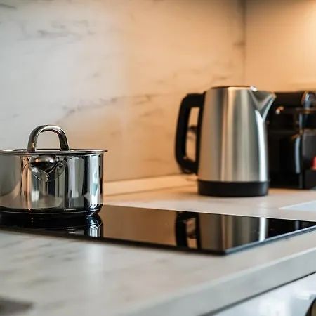 Lejlighed Centre - Spacious - Jacuzzi - Ac - Wifi Rom