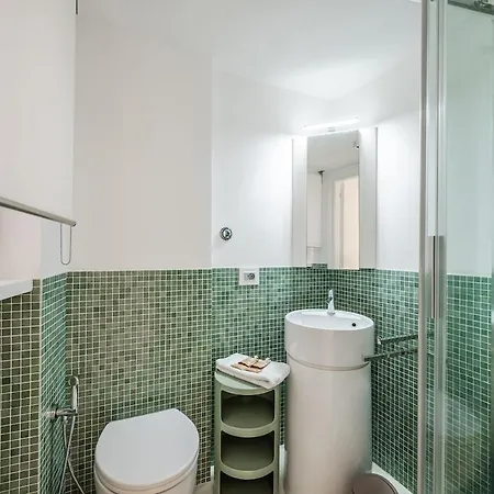 Centre - Spacious - Jacuzzi - Ac - Wifi Lejlighed