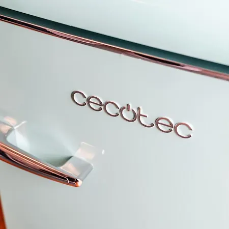Centre - Spacious - Jacuzzi - Ac - Wifi Rom