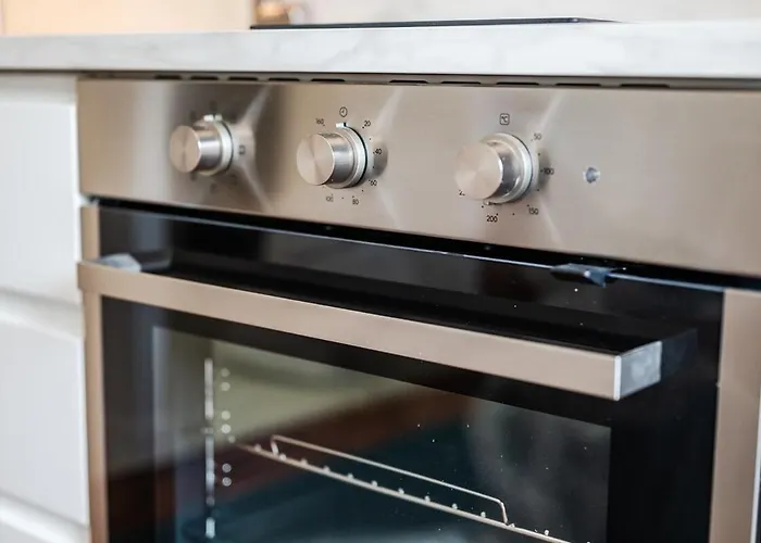 Centre - Spacious - Jacuzzi - Ac - Wifi