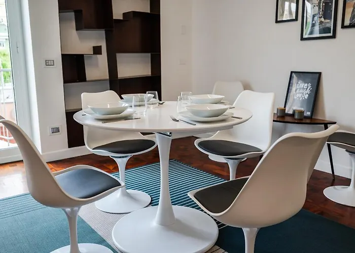 아파트 Centre - Spacious - Jacuzzi - Ac - Wifi *