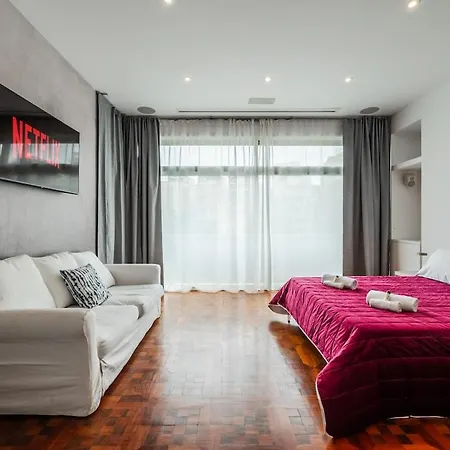 Lejlighed Centre - Spacious - Jacuzzi - Ac - Wifi *