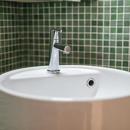 Centre - Spacious - Jacuzzi - Ac - Wifi *